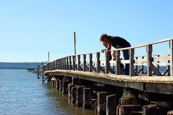 Father and Children on Pier — Stock Photo, Image