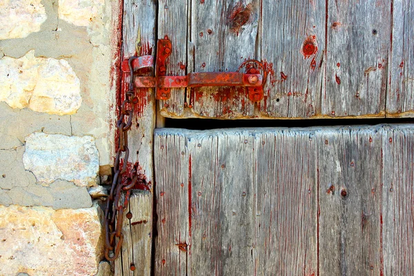 Část dřevěné dveře stodoly — Stock fotografie