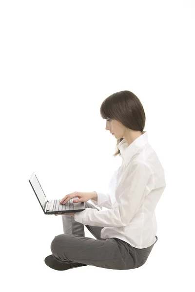 Beutiful bussinesswoman with pc — Stock Photo, Image