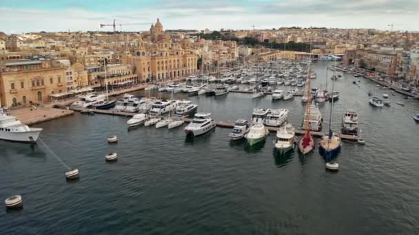 Letecký Pohled Město Birgu Marina Bay Jachtami Malta Island — Stock video