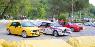 Sergi bir spor araba drift