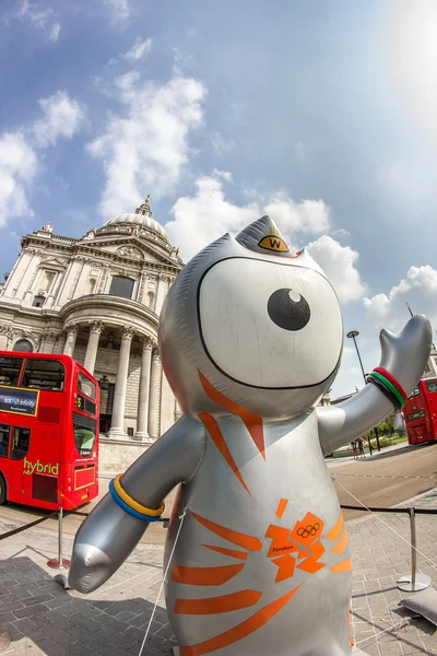 The London 2012 Olympics games mascot, Wenlock — Stock Photo, Image