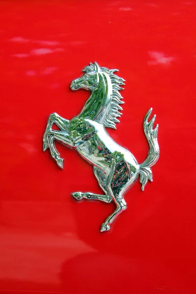 Ferrari logo — Zdjęcie stockowe