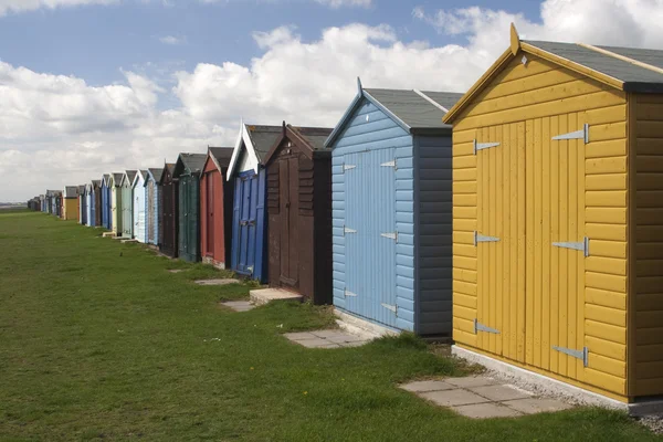 Cabanes de plage à Dovercourt, Essex, Angleterre — Photo