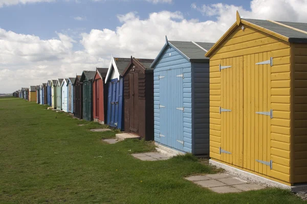 Strandhütten in dovercourt, essex, england — Stockfoto