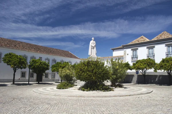 Estátua Dom Fransico Gomes de Avelar, Faro, Algarve, Portugal — Fotografia de Stock