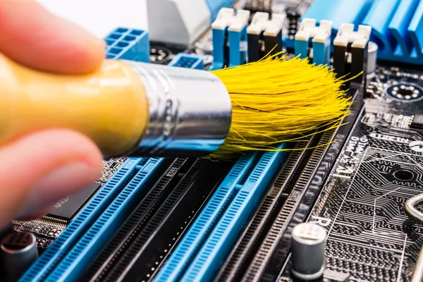 Computer cleaning — Stock Photo, Image