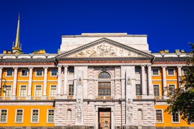 Aziz Michael'ın Kalesi