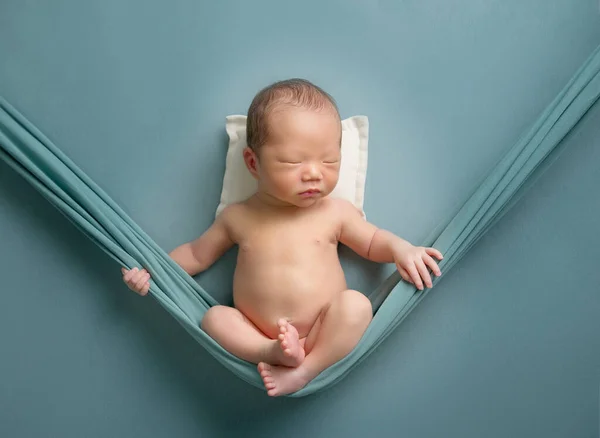 Little Cute Newborn Baby Girl Boy Posing Smiles — Stock Photo, Image