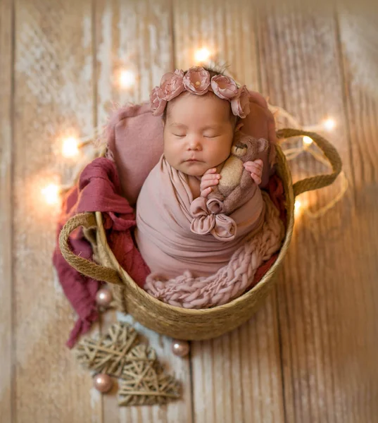 Χαριτωμένο Κοριτσάκι Νεογέννητο Μωρό Εικόνα Αρχείου