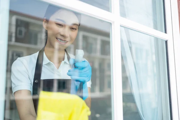 Asian Cleaning Service Woman Worker Cleaning Living Room Home Beautiful — Stockfoto