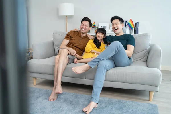 Asian Male Gay Family Young Daughter Watch Movie Living Room — Stockfoto