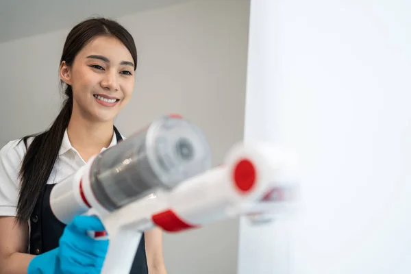 Asian Cleaning Service Woman Worker Cleaning Living Room Home Beautiful — Fotografia de Stock