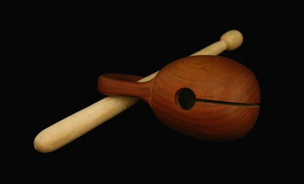 Poisson en bois de style moktak-coréen. Instrument de musique bouddhiste utilisé à la récitation — Photo