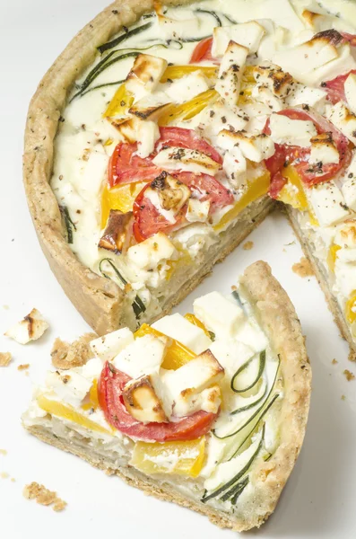 Ready vegetable pie on wooden cutting board — Stock Photo, Image