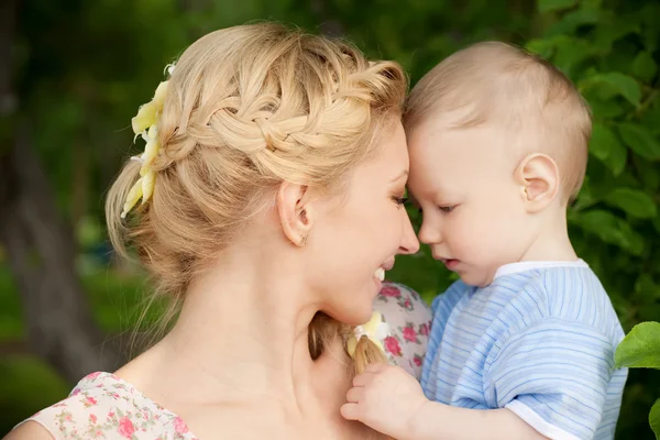 Mère et fils — Photo