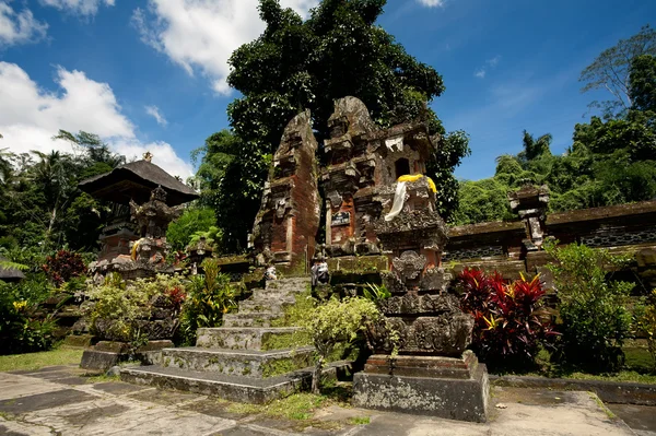 Templo balinés, Indonesia Fotos de stock libres de derechos