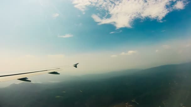 Vista del lapso de tiempo aéreo de un aterrizaje en avión — Vídeos de Stock