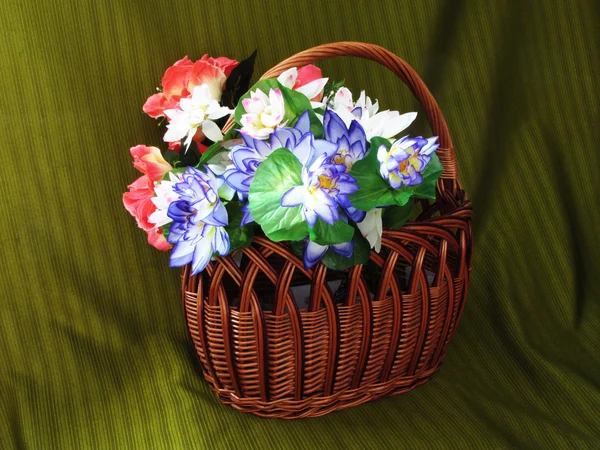 Flowers in a basket — Stock Photo, Image