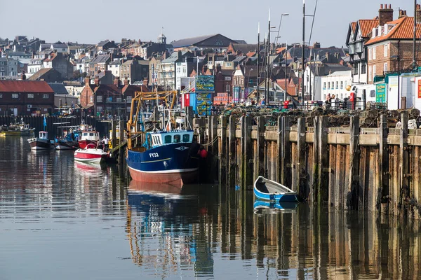 Barche Pesca Scarborough Viste Con Bassa Marea Nel Porto Nel — Foto Stock