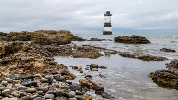 Pools Water Caught Rocks Penmon Lighthouse Anglesey Coastline North Wales — Stock Photo, Image