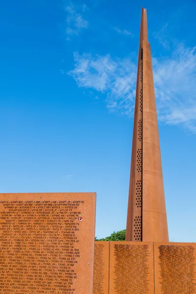 Pomnik 000 Ludzi Którzy Stracili Życie Podczas Wojny Światowej Broniąc — Zdjęcie stockowe