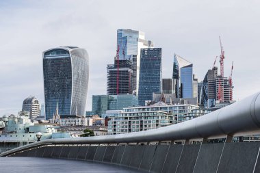Londra 'nın finans bölgesi olan Square Mile, Mayıs 2022' de Londra rıhtımında The Scoop etrafında bir viraj oluşturdu..