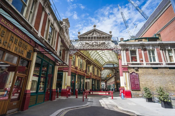 Una Las Entradas Leadenhall Market Gran Londres Representada Bajo Cielo — Foto de Stock