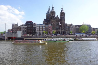 Amsterdam, Hollanda, 13 Mayıs 2022. Amsterdam İlkbahar Su Kanallarında