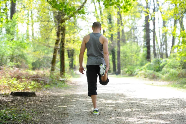 Stretching-Homme-Sport et Fitness — Photo