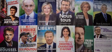 Fransa, Paris, Nisan 2022, Fransa 'daki 2022 başkanlık kampanyası için On İki İnanç Profesyoneli