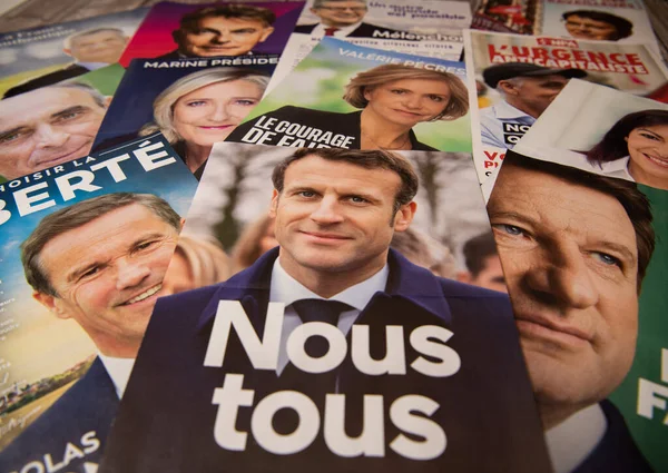 Frankrijk, Parijs, april 2022, De twaalf geloofsbelijdenissen voor de presidentiële campagne 2022 in Frankrijk — Stockfoto