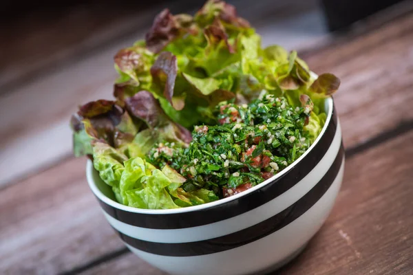 Parsley Salad Tabbouleh Easy Healthy Classic Vegetarian Dish Bulgur Tomatoes — Zdjęcie stockowe