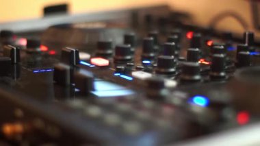 dj müzik çalma