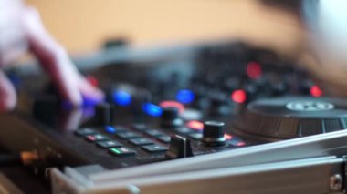 dj müzik çalma