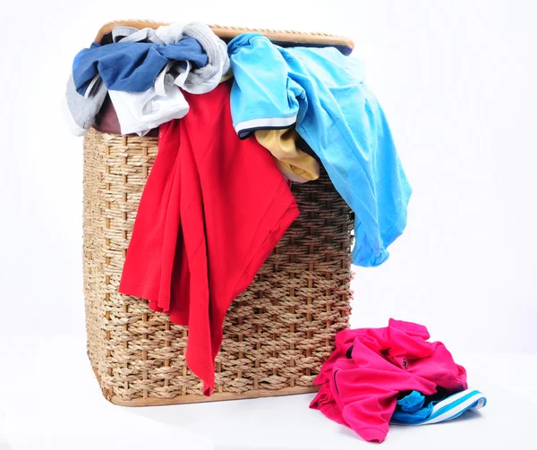 Cesta de lavandería —  Fotos de Stock