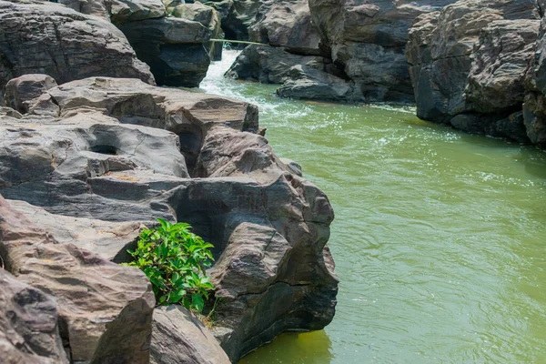 Hermosas Montañas Verdes Río Tarafeni Que Fluyen Belpahari Distrito Jhargram — Foto de Stock