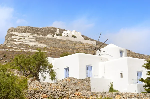 Folegandros için yapılan yel değirmeni — Stok fotoğraf