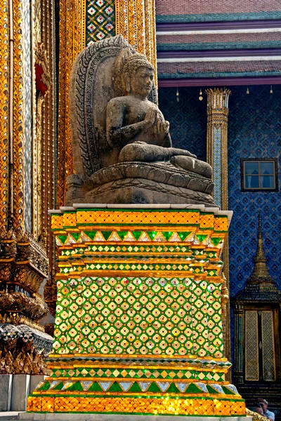 Steinbuddha. — Stockfoto