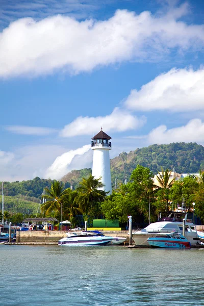 The lighthouse on the island of Phuket. — Stock Photo, Image