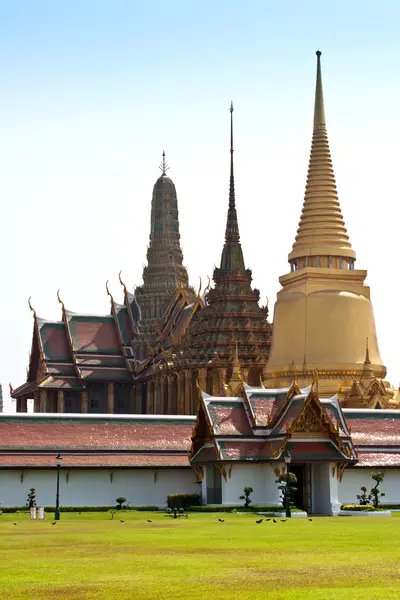 Kraliyet Sarayı'nın mimari.