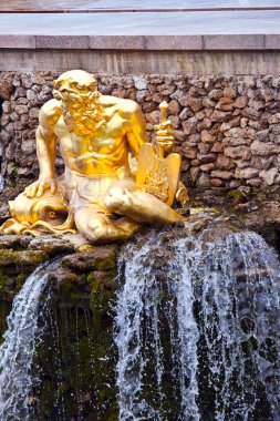 Peterhof heykel.