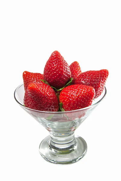 Fraises dans une tasse en verre — Photo