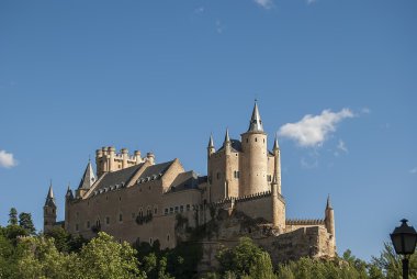 Alcazar segovia Side