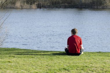 adam comptemplating Nehri