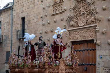 İspanya, Salamanca 'daki Kutsal Hafta Geçit Töreni sırasında İsa' nın resmi. 