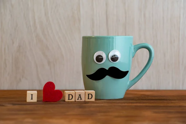 Mug Mustache Funny Eyes Looking Text Love Dad — стоковое фото