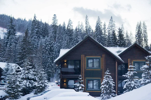 Maisons Bois Dans Les Montagnes Hiver Station Ski — Photo