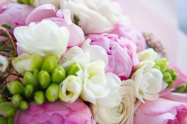 Великолепный Букет Розовых Пионов — стоковое фото