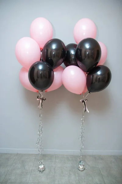 Balões Hélio Preto Rosa Para Festa — Fotografia de Stock